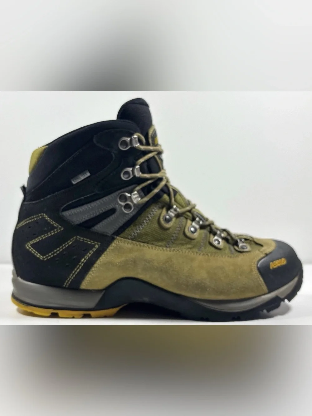 Asolo Fugitive GTX Gore-Tex Hiking Boots Mens Size 11 Olive EUC Leather Vibram